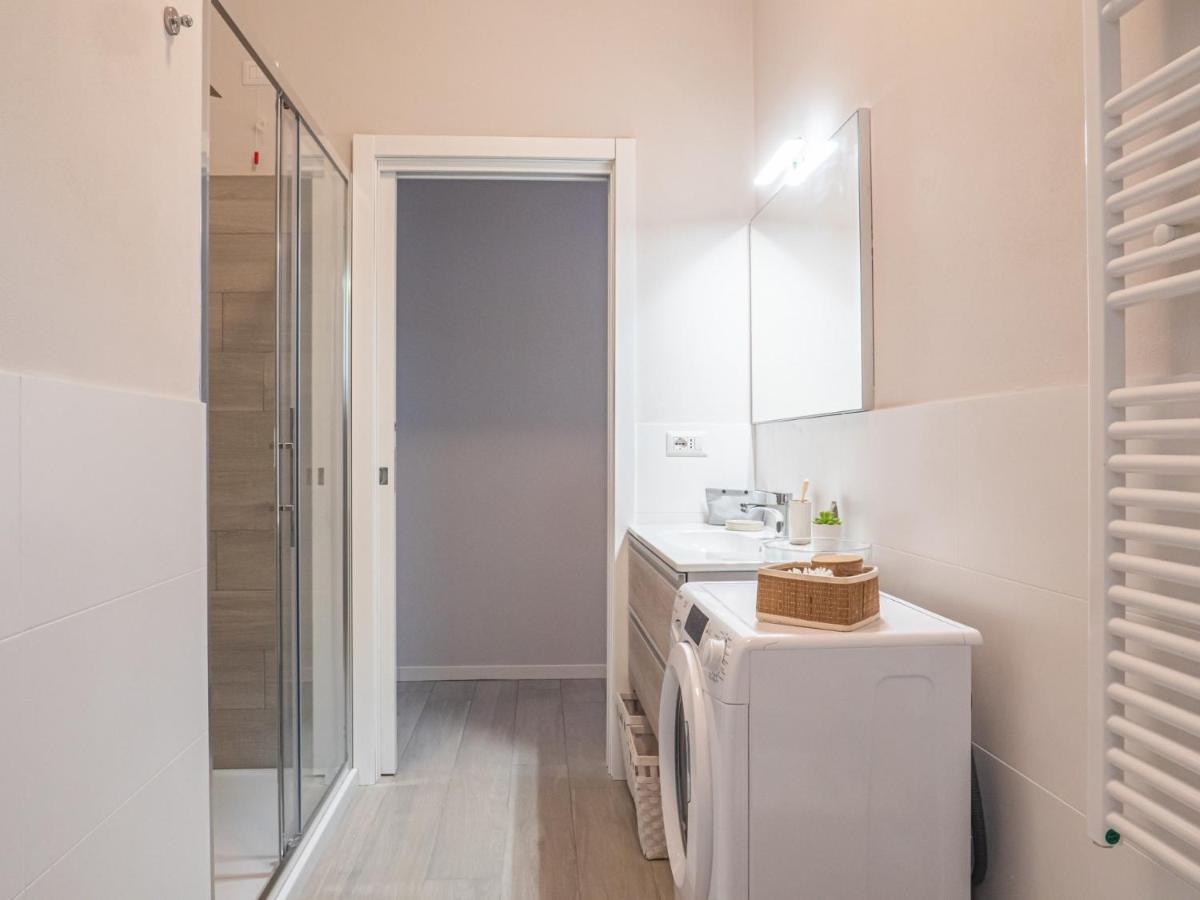 The Best Rent - Apartment With Balcony In Milan Downtown ภายนอก รูปภาพ