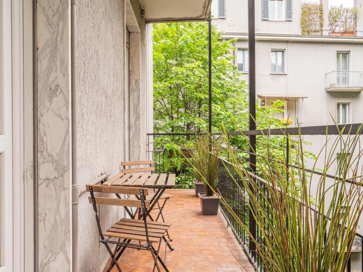 The Best Rent - Apartment With Balcony In Milan Downtown ภายนอก รูปภาพ