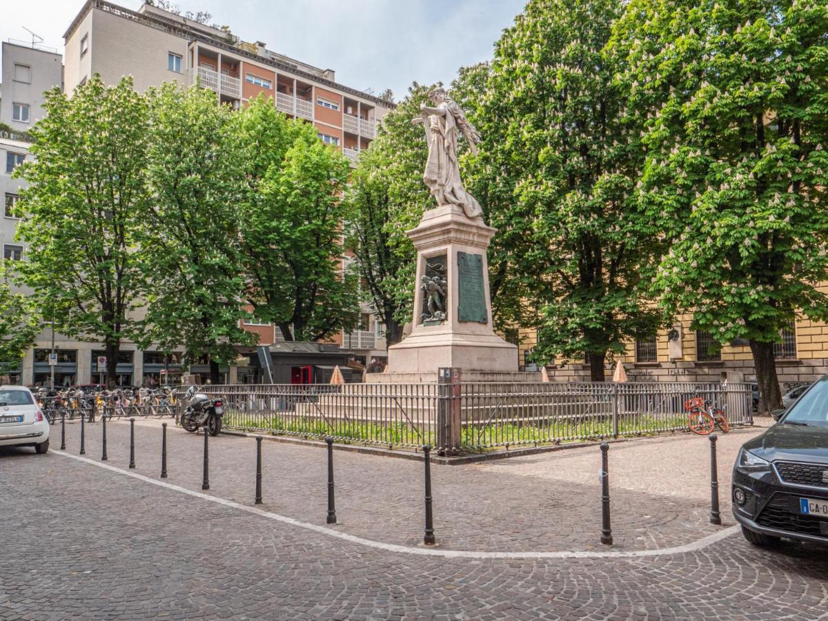 The Best Rent - Apartment With Balcony In Milan Downtown ภายนอก รูปภาพ